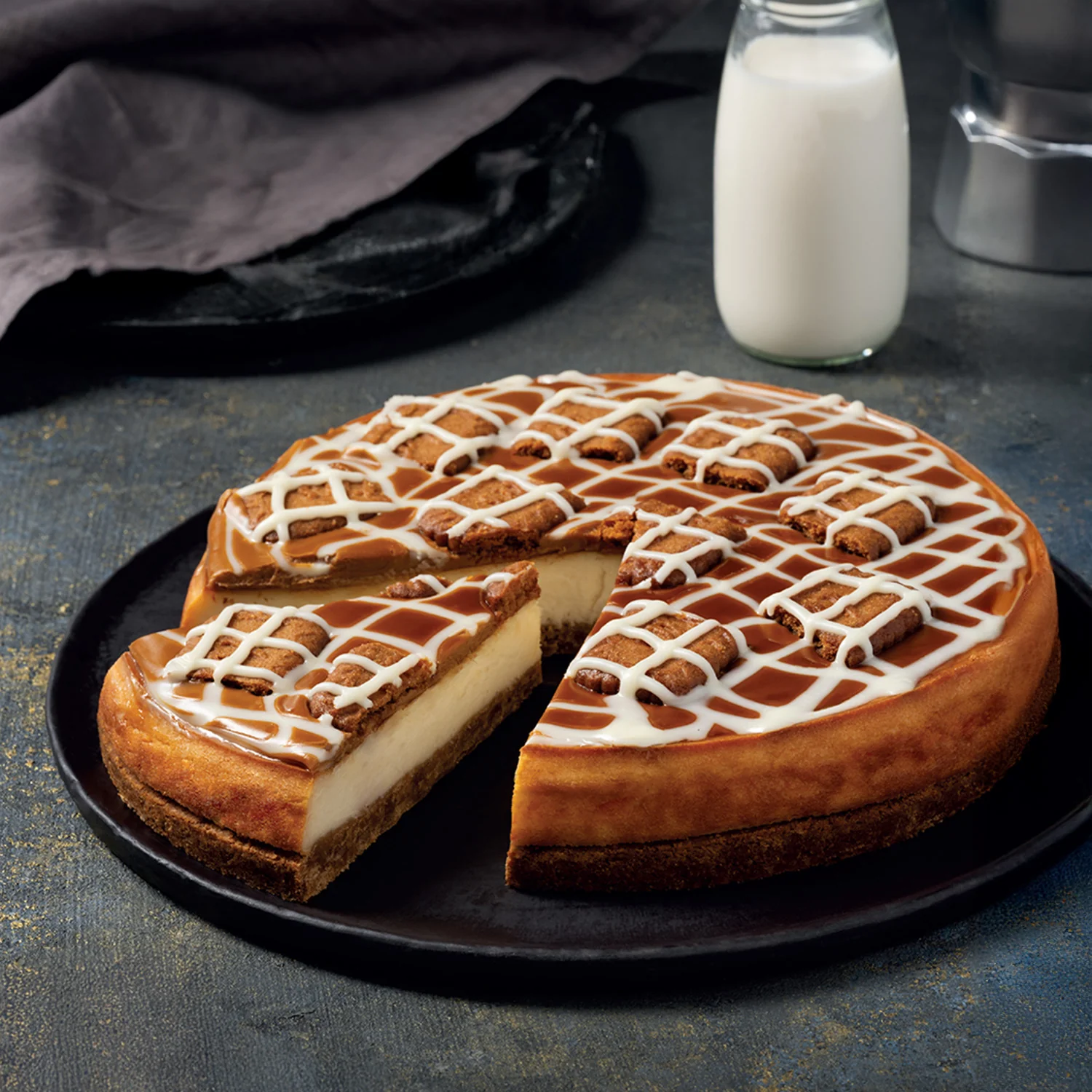 Moda Cheesecake, Lotus, Pre-Sliced (9"), 12pcs x 110g = 2.9lbs (1320g) - Image 3