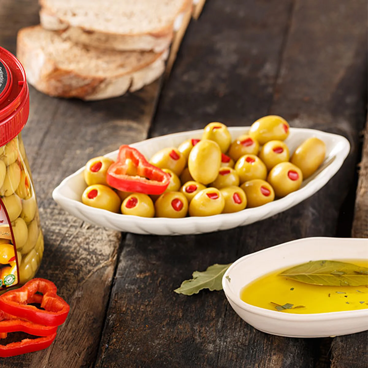 Ikram Green Olive Red Pepper 700G - Image 4