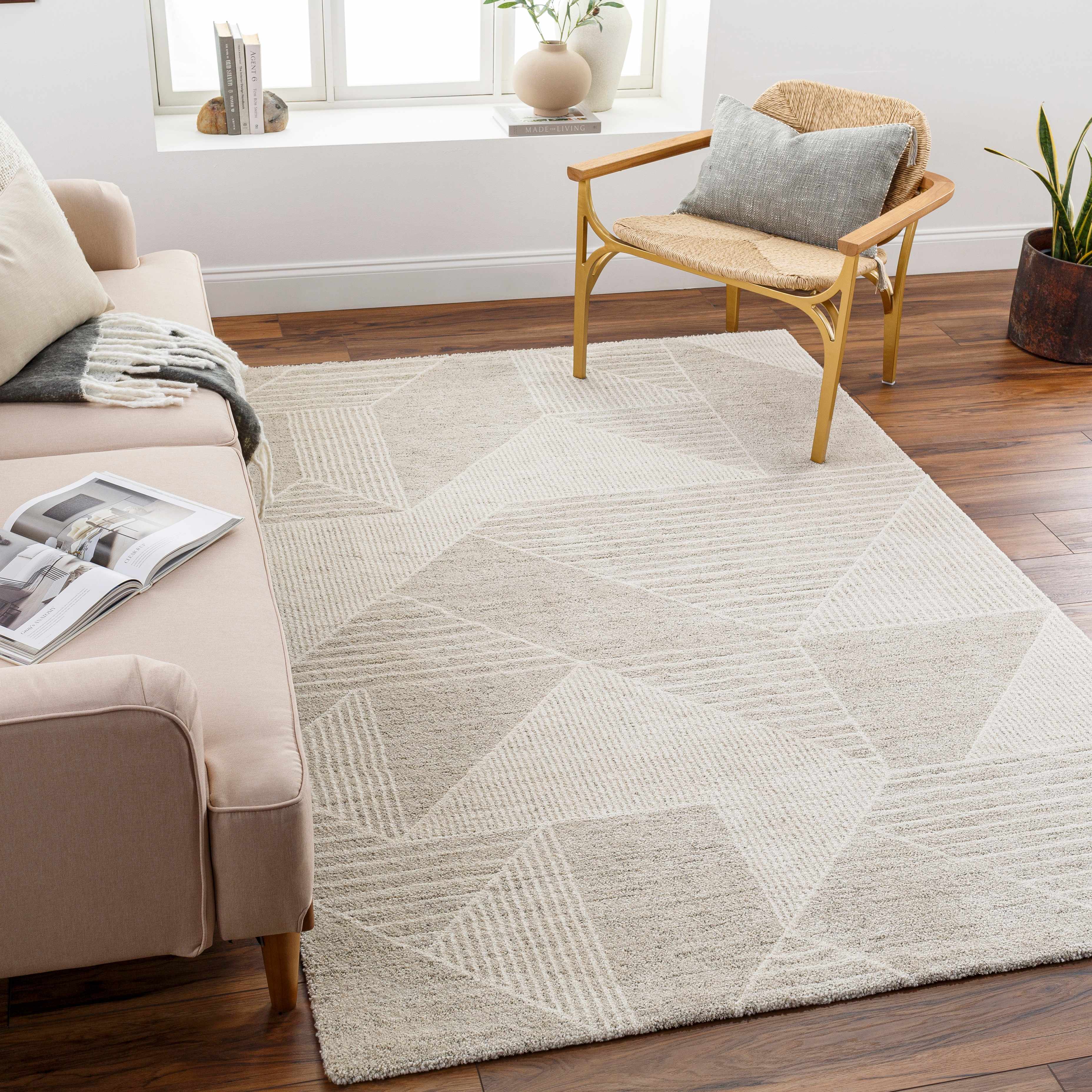 Almas Luxe Rug - Image 2