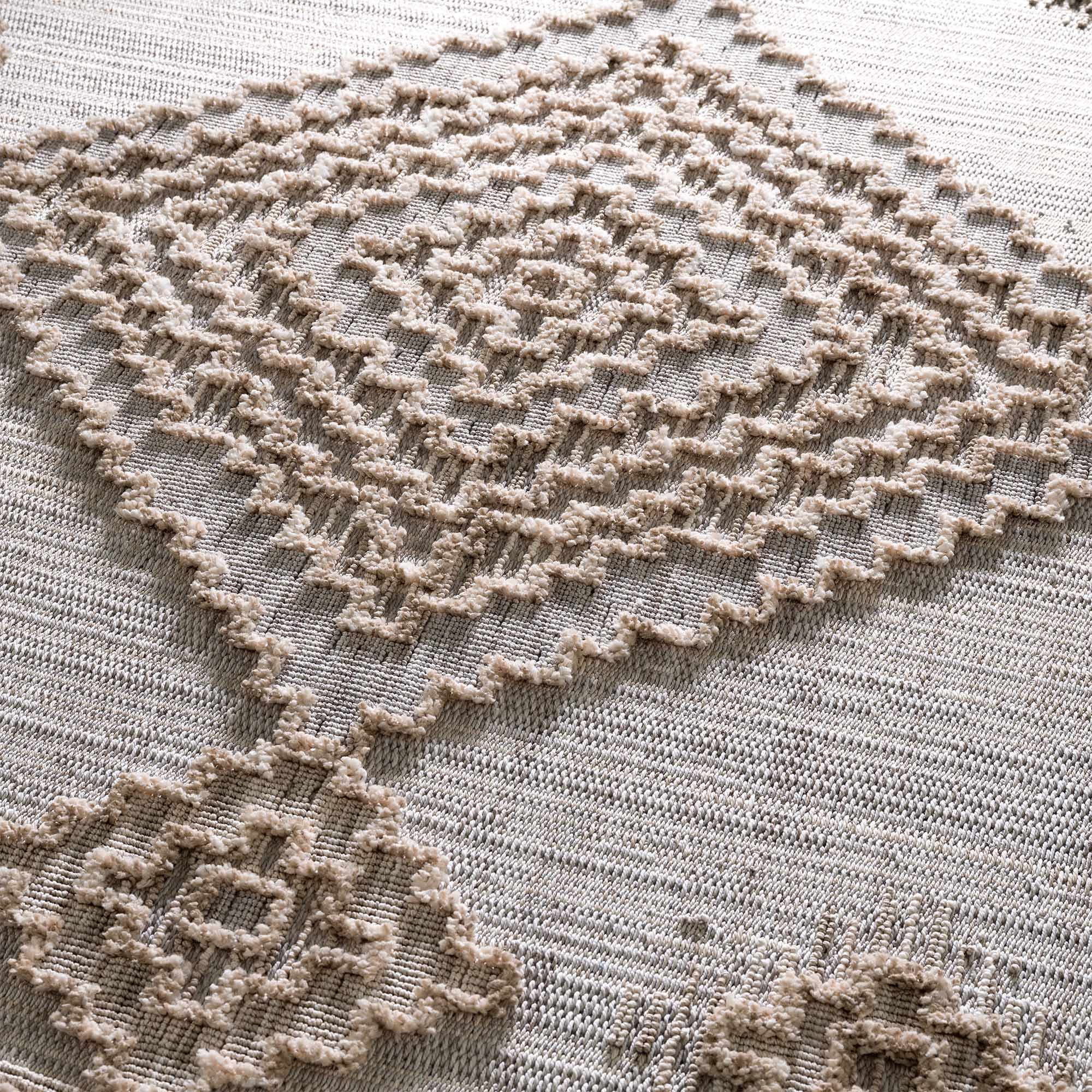 Ampusungan Area Rug - Image 25