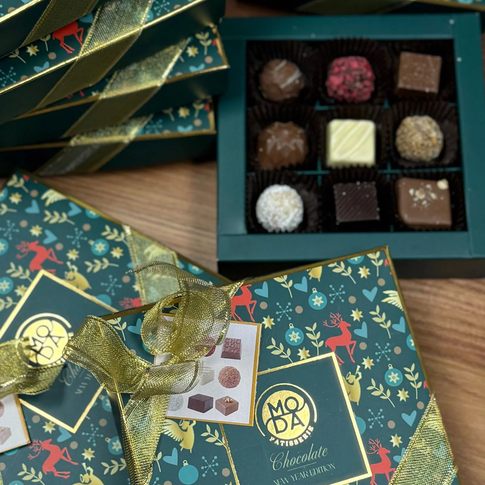 Moda Assorted Chocolate Truffles New Year Gift Pack 3.7oz (100G) - Image 4