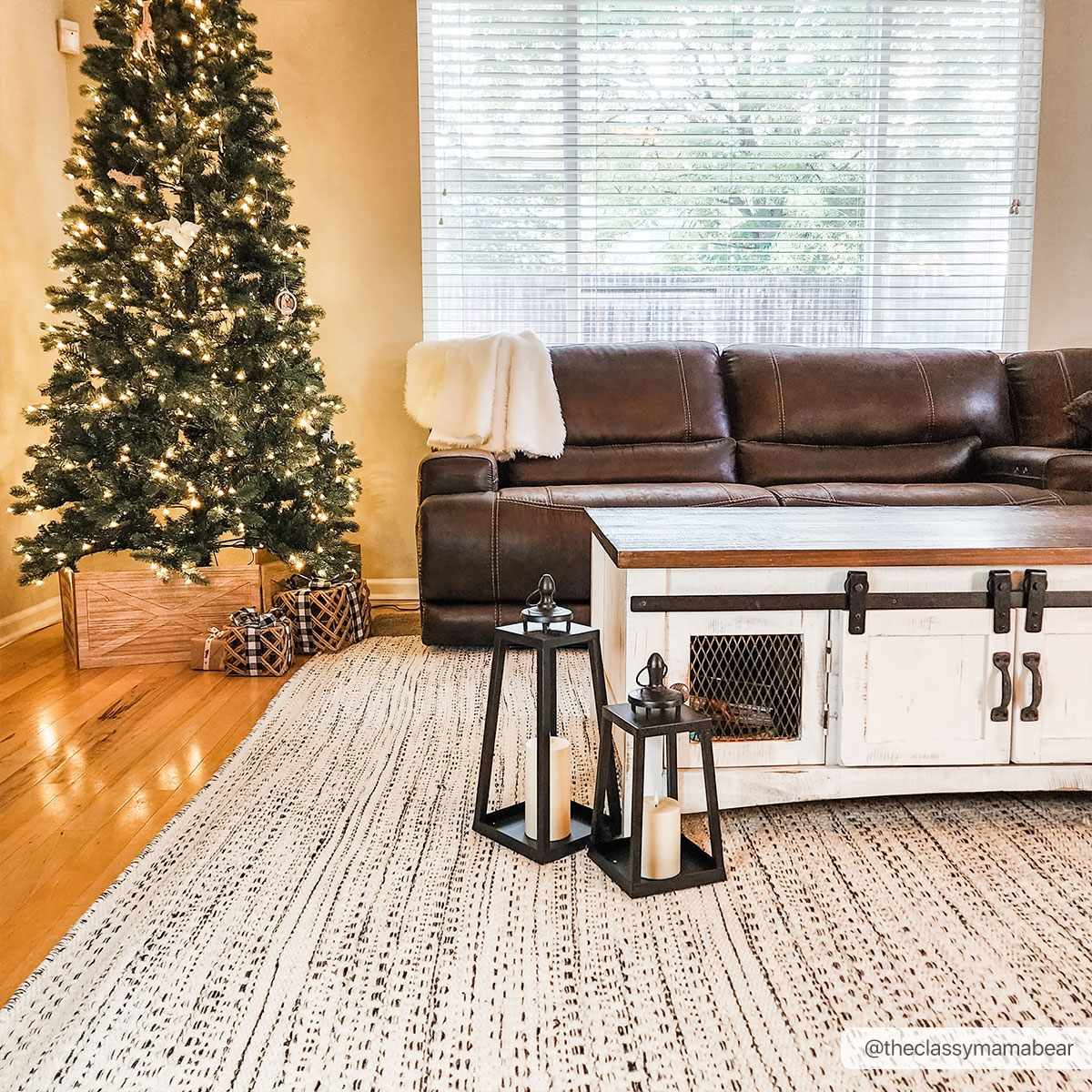 Williford Wool Area Rug - Image 2